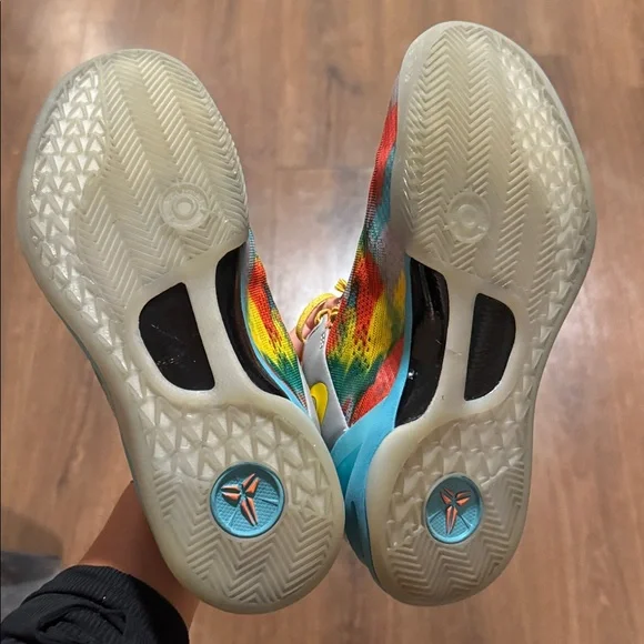 Kobe 8 Protro Venice Beach 2024 FQ3548-001 Size 6 Y US - Picture 7 of 10
